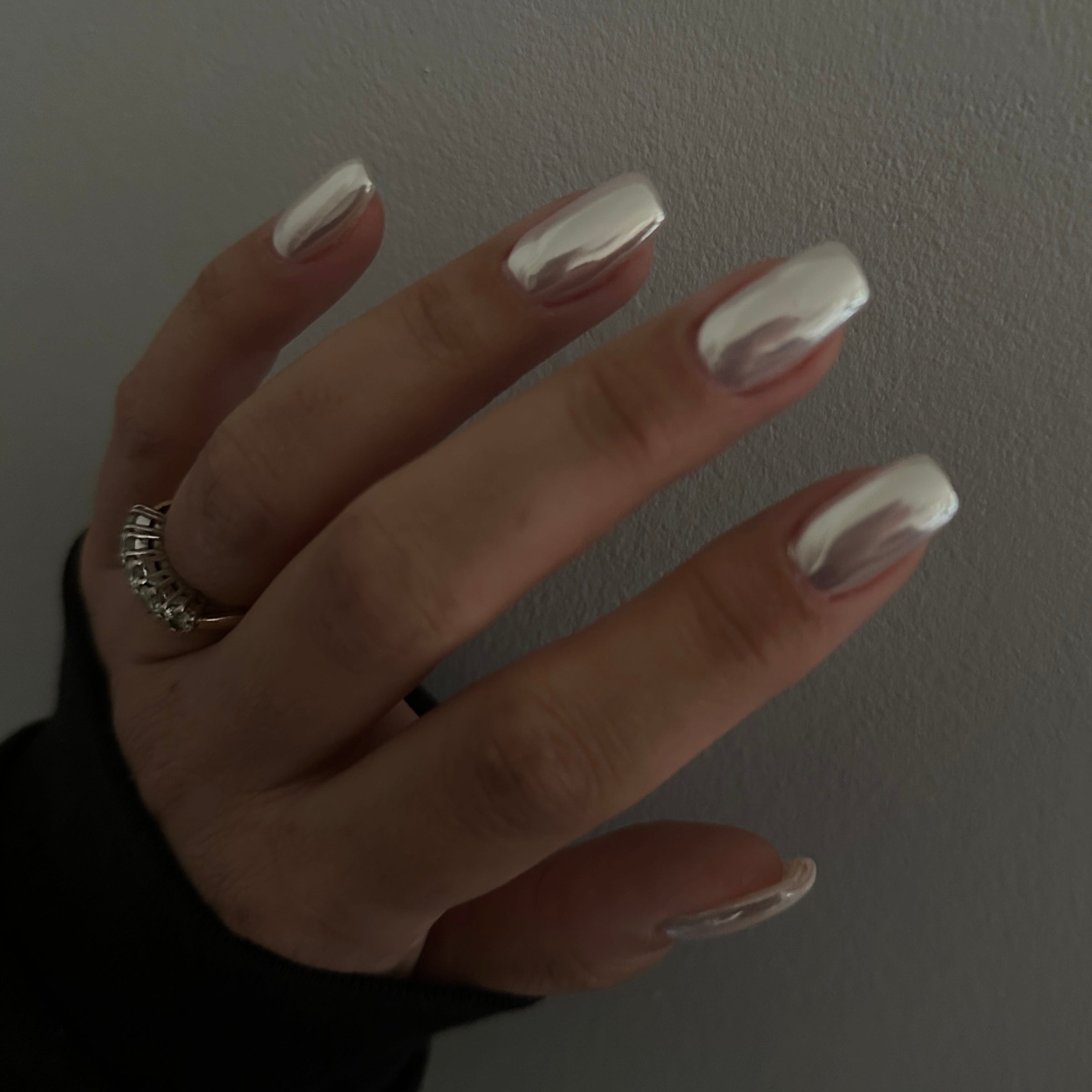 Mirror Mirror  - Mirror Effect chrome