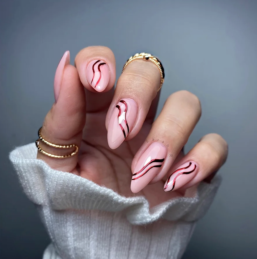Amour - Red Metallic Chrome